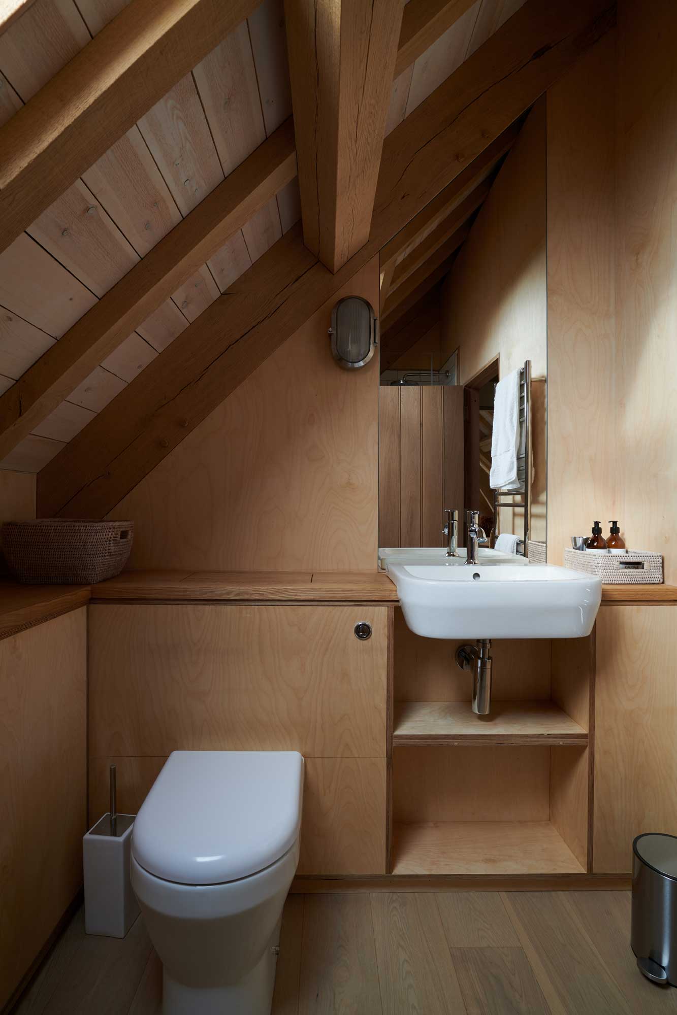 mackenzie wheeler are listed building residential architects based in shoreditch london specializing in oak frame houses