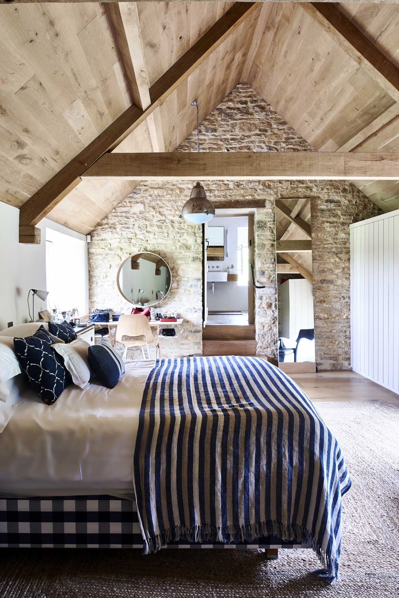 mackenzie wheeler are listed building residential architects based in shoreditch london specializing in oak frame houses